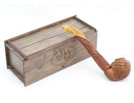 پیپ حکاکی شده 